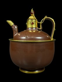 An Exquisite Ding yao Brown Glazed Inlaid Gold Flagon,With Base