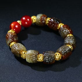 A Rare Archaic Jade Auspicious Cloud Pattern Barrel-Shaped Beads and Agate Beads Bracelet