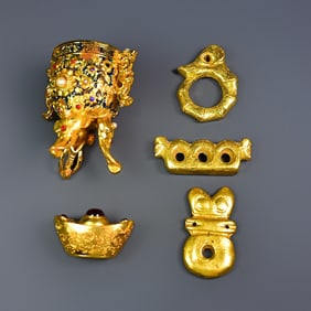 A Rare Gilt Bronze Multi-treasure Box