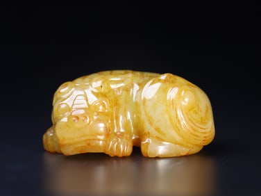 A Rare Hetian jade Tiger Paper Weight