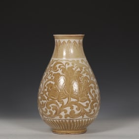A Rare Ding yao Vase