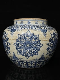 A Rare Blue and White Lotus Flower Pattern Jar