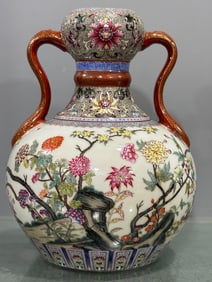 A Rare Enamel Color Flower Pattern Vase