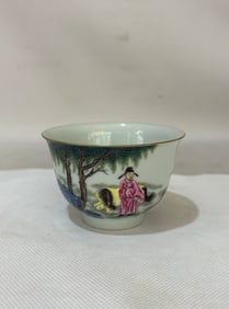 A Rare Figure Story Bat Pattern Cup