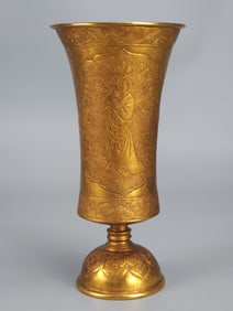 A Rare Gilt Bronze Figures Pattern Cup