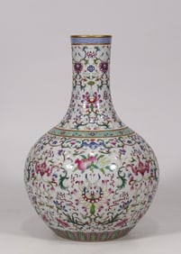 A Rare Famille-Rose Lotus Pattern and Flower Pattern Vase