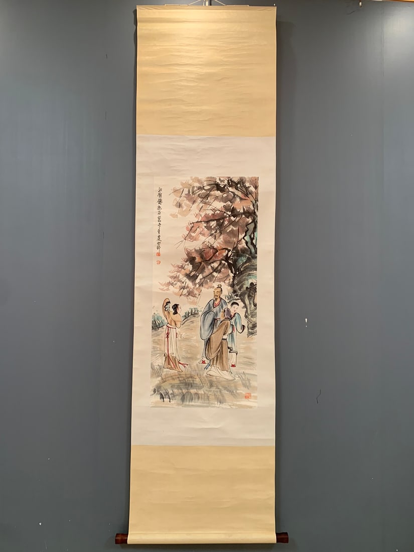 A Chinese Vertical Scroll Ink Painting of Figures on Paper: A Chinese Vertical Scroll Ink Painting of Figures on Paper,Modern Time of China,Fu Baoshi,Size:23.6inx84.6in(Without frame)17.7inx37.4in 一幅中国水墨纸本
