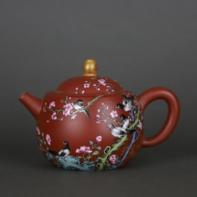 A Rare Red Ground Famille-Rose Flower Bird Pattern Pot