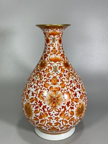Iron-Red Outline in gold Lotus Pattern Vase
