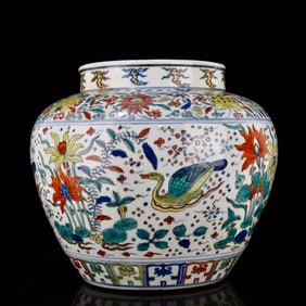 An Exquisite Doucai Lotus and Mandarin Duck Pattern Jar