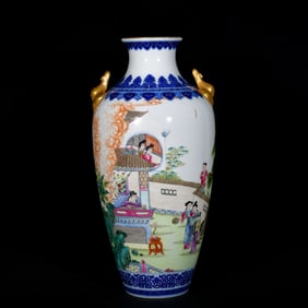 An Exquisite Enamel Painted Gold Figure and Story Pattern Double-Ears Vase