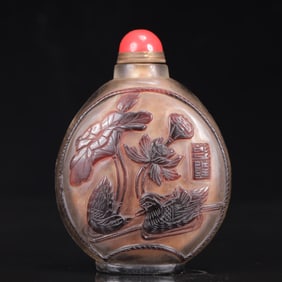 An Exquisite Glass Flower and Bird Pattern Snuff Bottle