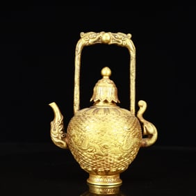 An Exquisite Gilt Bronze Dragon Pattern Ewer