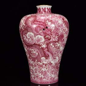 An Exquisite Ruby Red-Glazed Dragon Pattern Vase