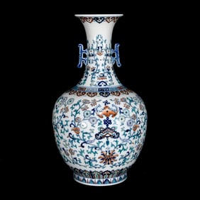 An Exquisite Doucai Lotus Pattern Double-Ears Vase