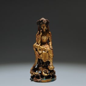 A Rare Gilt Bronze Buddha Statue Ornament