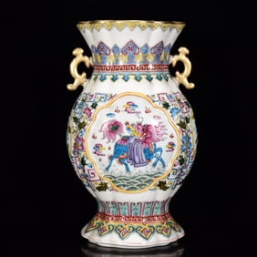 An Exquisite Famille-Rose Kylin Pattern Double-Ears Vase