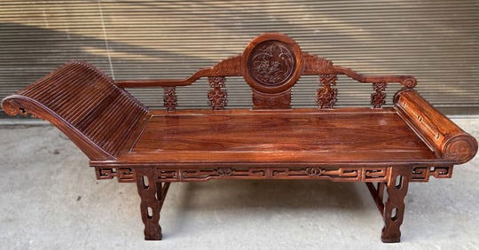 An Exquisite Huanghuali wood Inlaid Shell Flower and Bird Pattern Bed