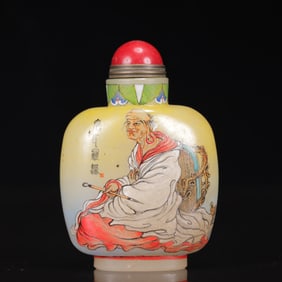 An Exquisite Glass Figure Pattern Snuff Bottle