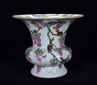 An Exquisite Famille-Rose Squirrel and Grapes Pattern Vase