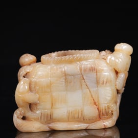 An Exquisite Gaogu Jade Figure Pattern Vat
