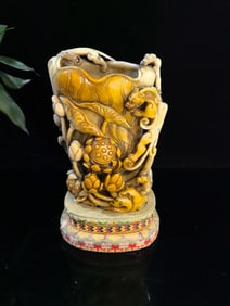 An Exquisite Tianhuang Stone Lotus and Dragon Pattern Ornament,with Poem
