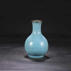 An Exquisite Ru yao Sky Blue Glazed Vase,with an Imperial Poem by Emperor Qianlong