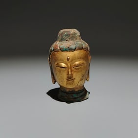 A Rare Gilt Bronze Buddha Statue Ornament