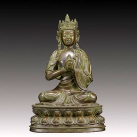 A Solemn Bronze Statue of Sakyamuni