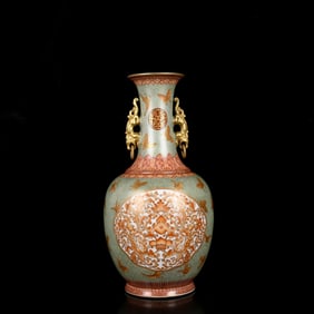 An Exquisite Enamel Green Glazed Iron-Red Painted Gold  Butterfly and Phoenix Pattern Double-Ears