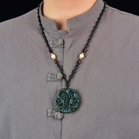 An Exquisite Greenish Jade Bats and Peach Pattern Pendant