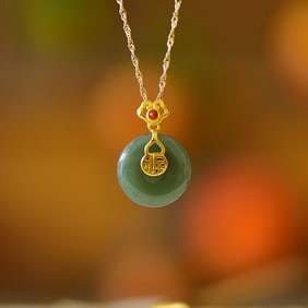 An Exquisite Sterling Silver-Gold Plated Inlaid Sapphire Pendant