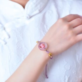 An Exquisite White Jade Lotus Pattern Bracelets