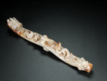 A Rare White Jade Dragon Pattern Hook