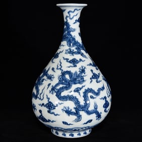An Exquisite Blue and White Dragon Pattern Vase