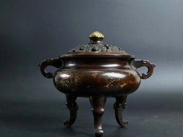 An Exquisite Gilt Bronze Double-Ears and Tripod Censer
