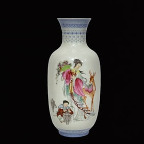 An Exquisite Famille-Rose Character and Story Pattern Vase,With Poem