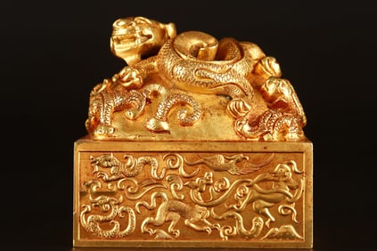 A Fine Gilt Bronze Beast Pattern Seal