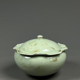 An Exquisite Yaozhou yao Glaze Celadon d Cover Jar
