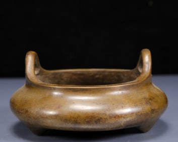 An Exquisite Bronze Double-Ears and Tripod Censer
