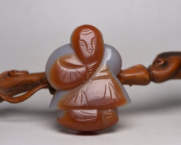 An Exquisite Agate Figure Hand Piece