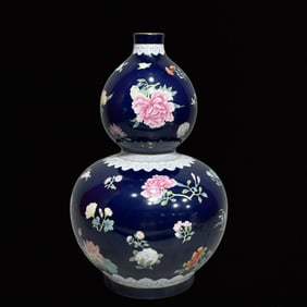 An Exquisite Ji Blue Glazed Flower Pattern Painted Gold Gourd Vase