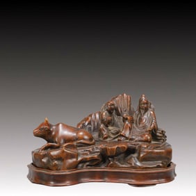 An Exquisite Eaglewood Figure Ornament