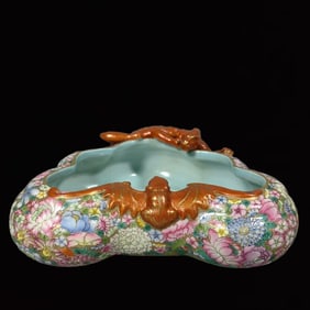 An Exquisite Famille-Rose Gold Ground Painted Gold Flower and Dragon Pattern Brush Washer