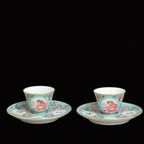 A Pair of Exquisite Famille-Rose Green Glazed Landscape Pattern Painted Gold Cups,With Base