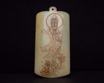 An Exquisite White Jade Statue of Avalokitesvara Pendant