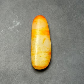 An Exquisite White Jade Hand Piece