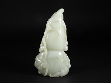 An Exquisite White Jade Gourd-Shaped Bottle