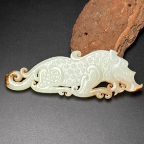 An Exquisite White Jade Tiger Tally