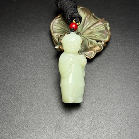 An Exquisite White Jade Figure Pendant